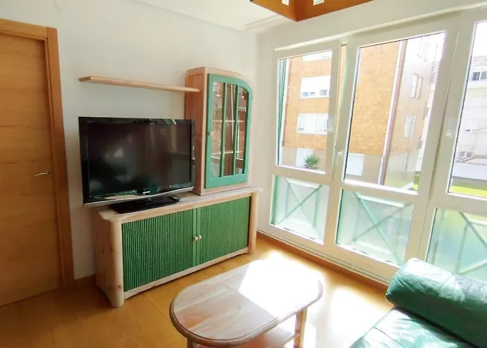 Con Piscina Y Wifi A 100 Metros De La Playa En Appartement Somo